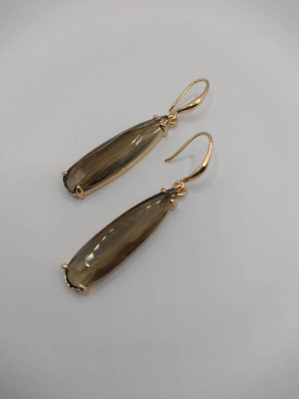 Dunne druppels bruin