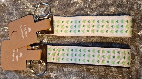 Schlüsselanhänger Herz Grün/Weiss