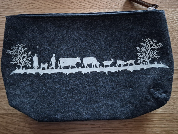 Scherenschnitttäschli Filz/Silber