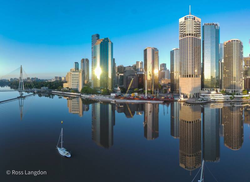 brisbane-refelctions-20-standard-hq32ma.jpg