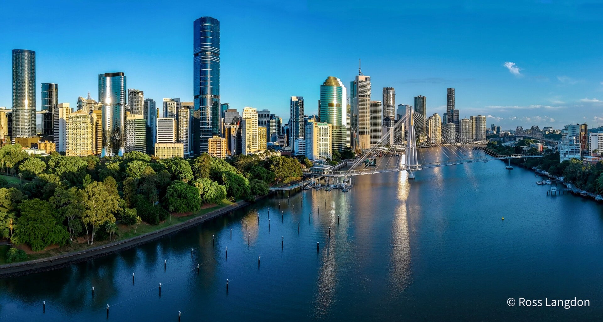 Morning Reflections - Brisbane & Kangaroo Point Bridge