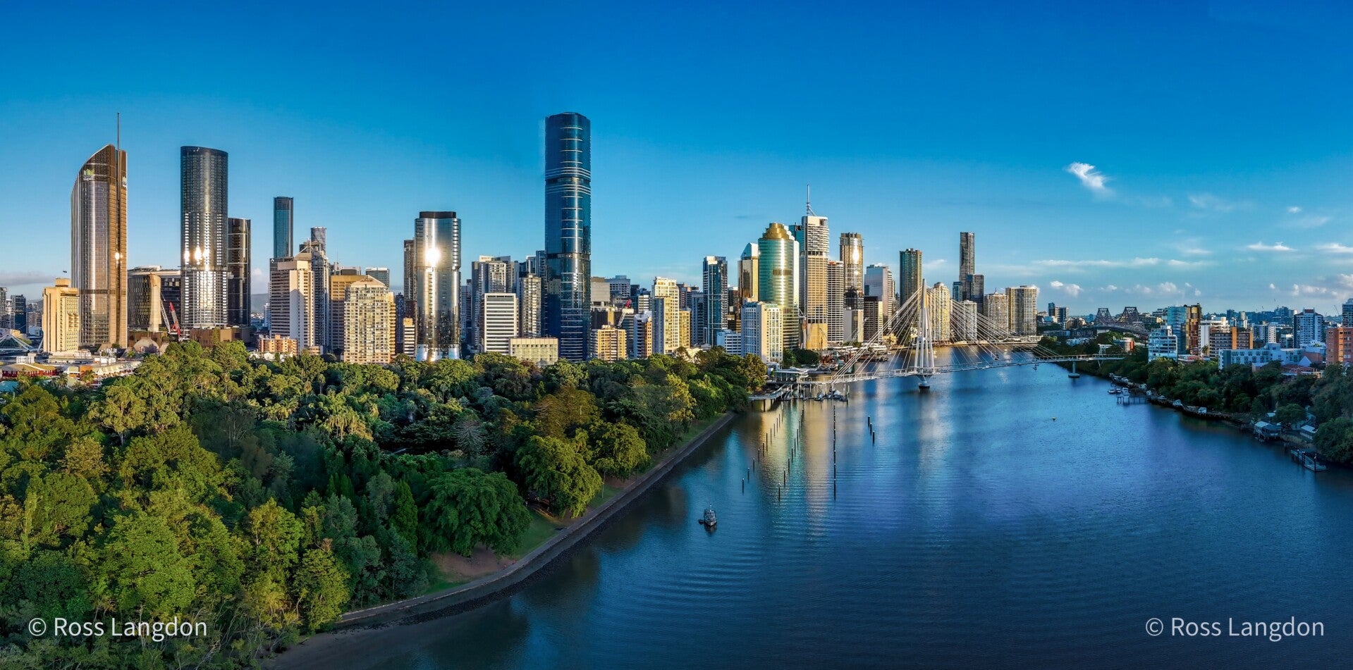Morning reflections - Brisbane & Kangaroo Point Bridge