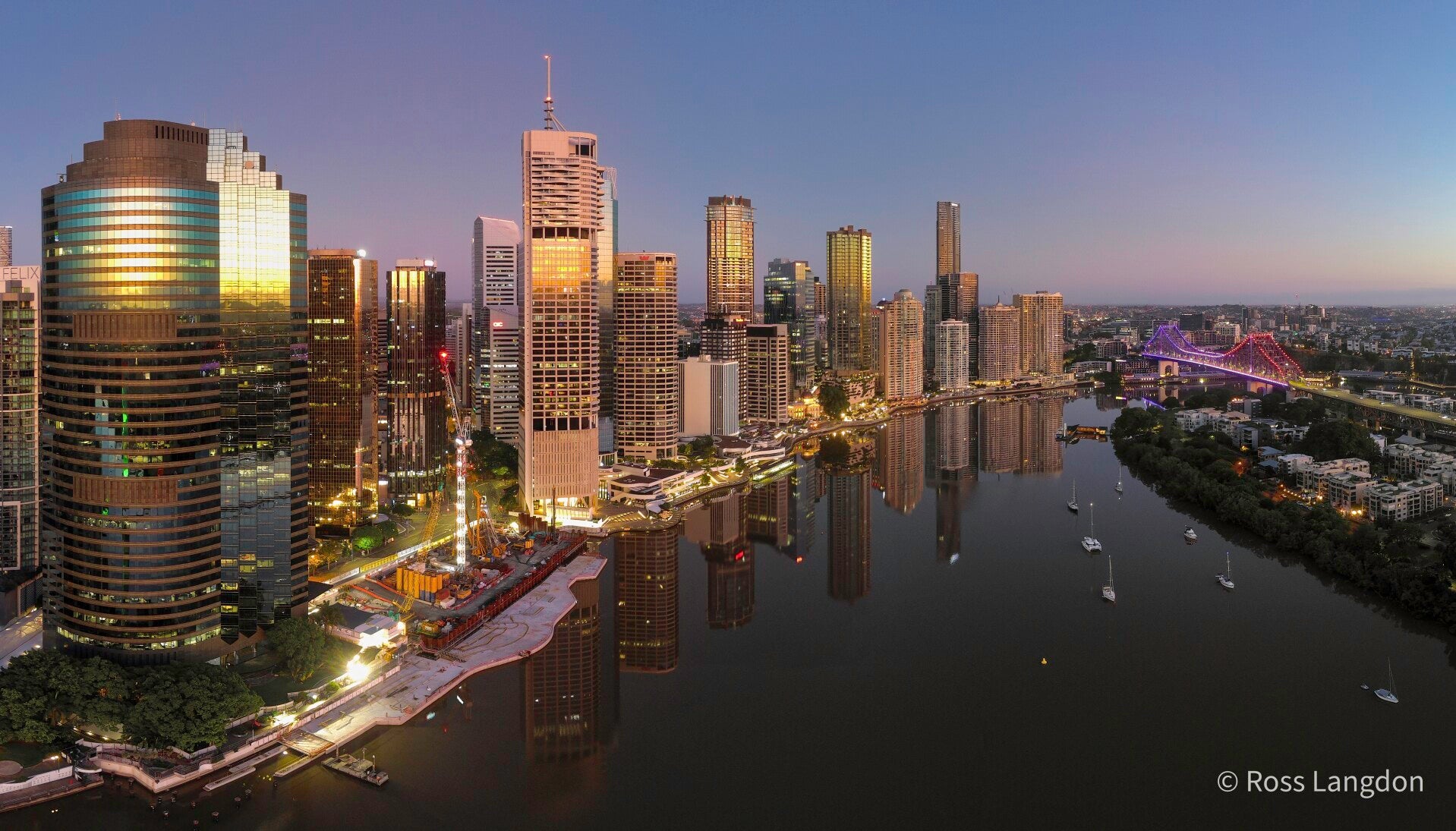 Morning twilight in Brisbane