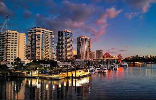 Dockside Marina Kangaroo Point Photography Guide + Aerial Gallery
