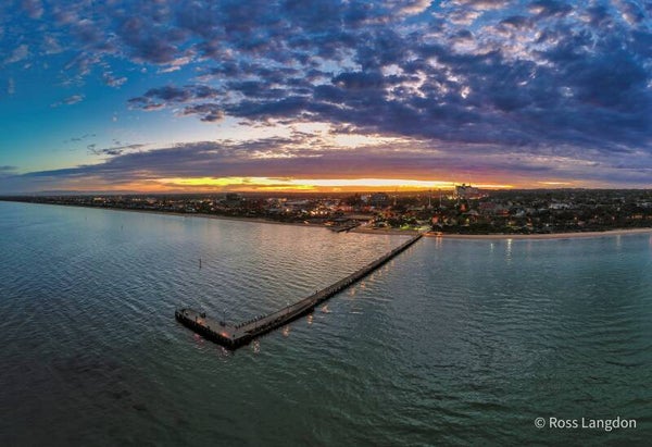 Sunrise at Frankston Pier