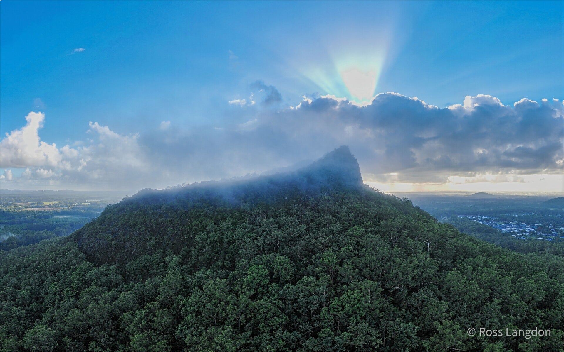 Mount Ngungun, Glasshouse Mountains