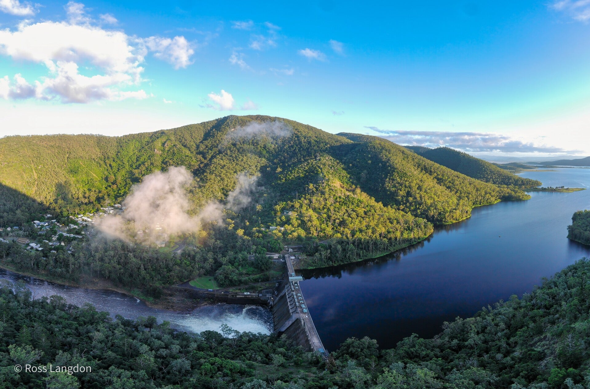 Morning at Lake Somerset & Somerset Dam