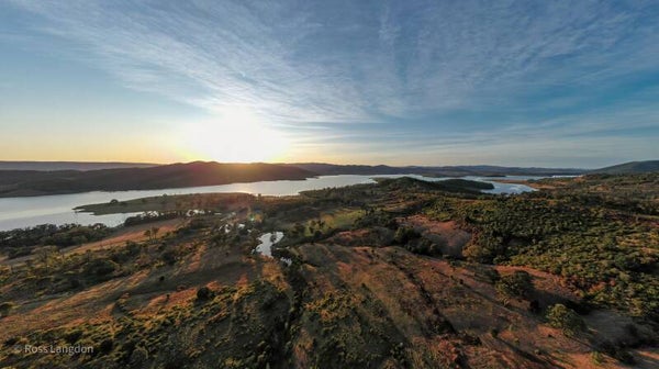 Morning at Lake Somerset & Somerset Dam