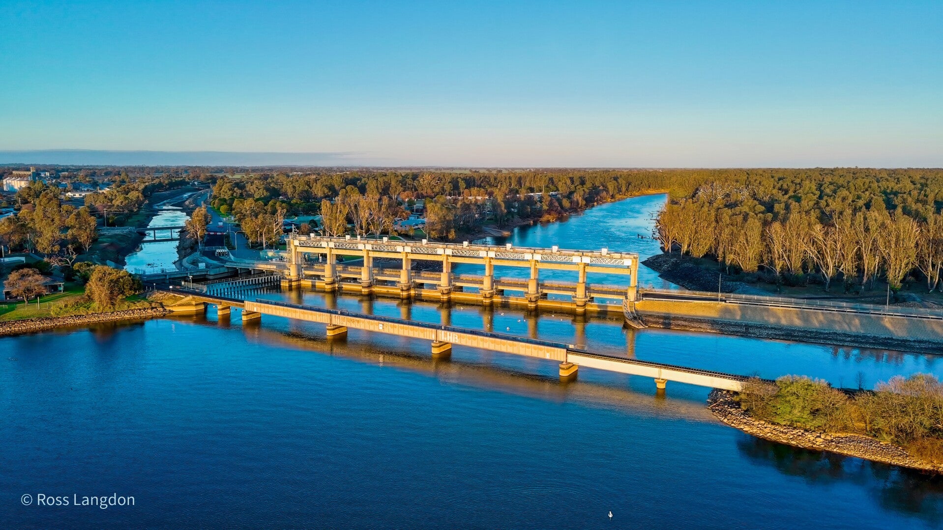 Yarrawonga Weir & Lake Mulwala