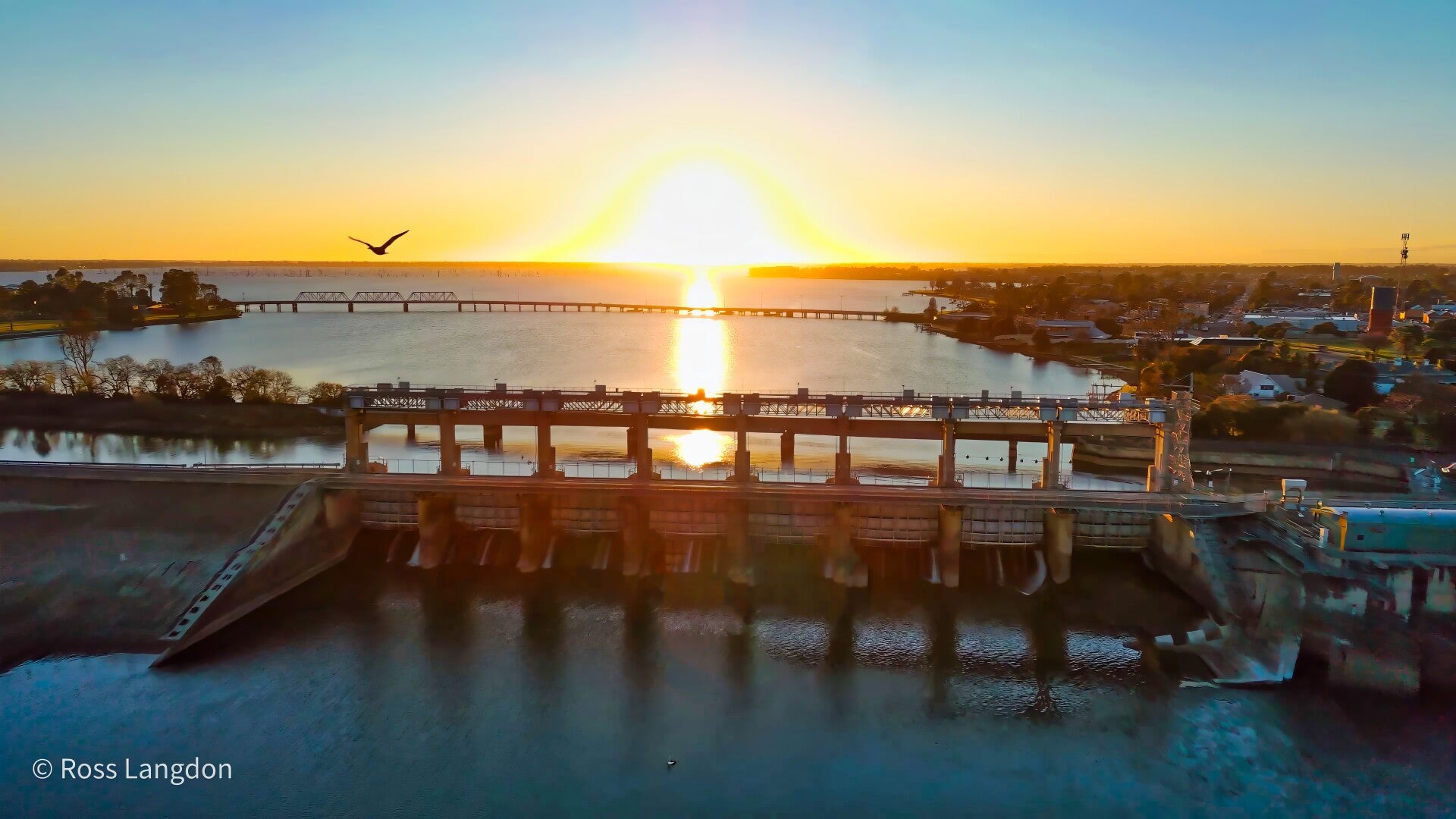 Yarrawonga Weir & Lake Mulwala