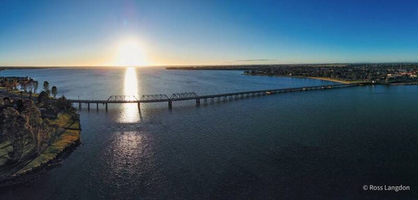 Yarrawonga Weir & Lake Mulwala
