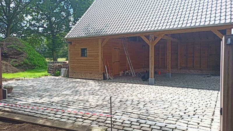 oprit en parkin in boerenkasseien