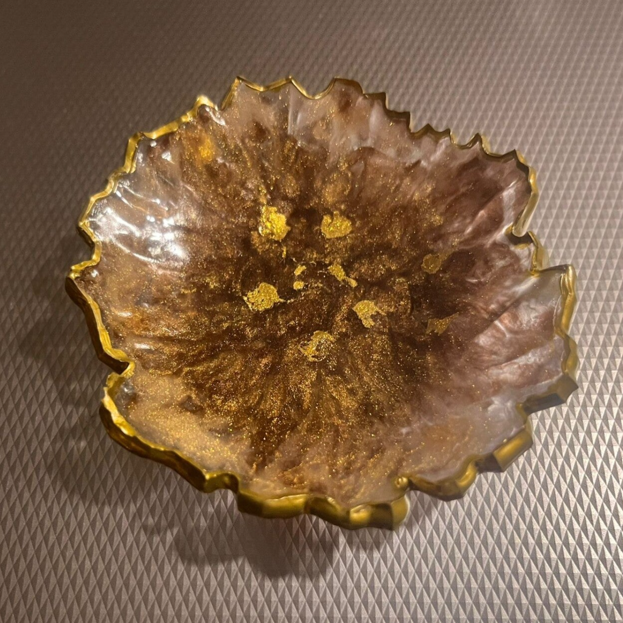 Golden Swirl Schaaltje