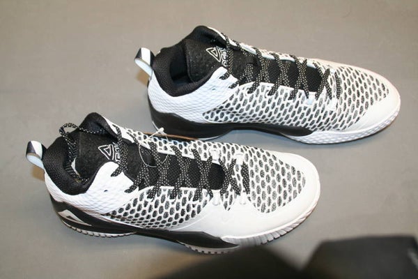 Louis Williams schoen