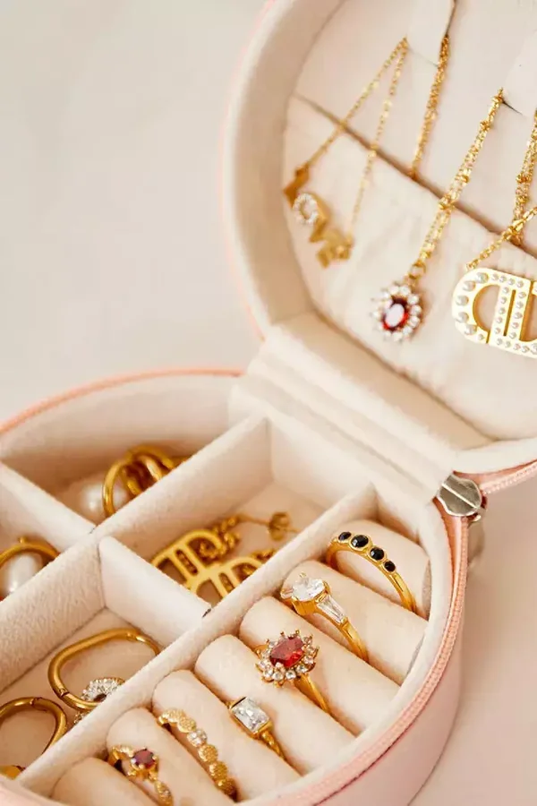 Yehwang - Sieradendoos in ronde vorm  PU - off-white