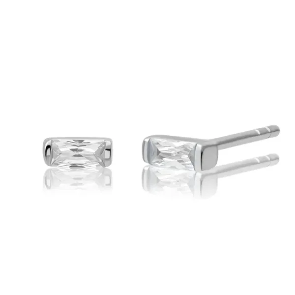 Baguette Oorknopjes White Flame - Zilver
