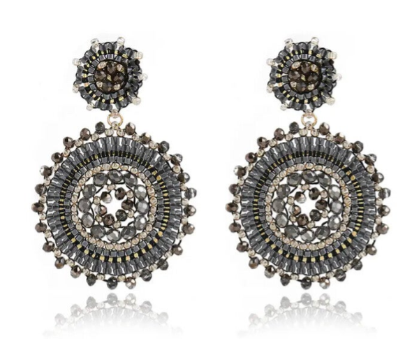 Oorbellen statement miyuki kraaltjes grijs