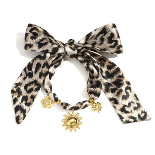 Bandana armband met roestvrijstalen bedels