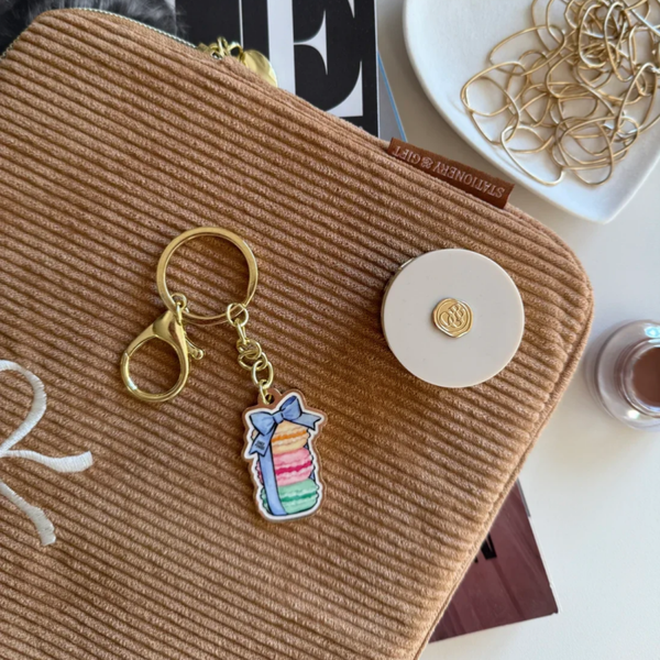 Emily in Paris | Keychain Macaron