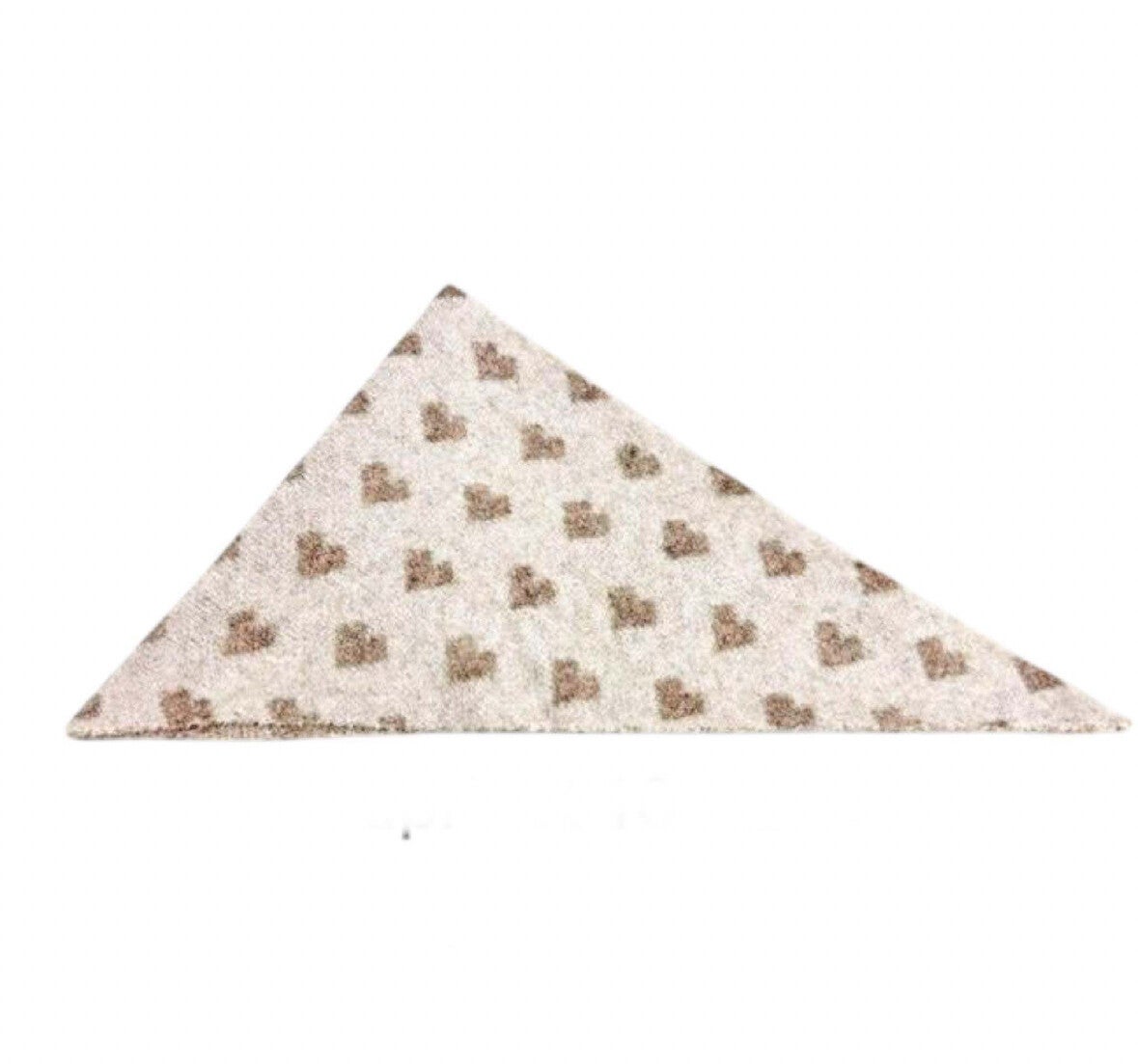 Zacht gebreid halssjaaltje met hartjes in 4 kleurtjes