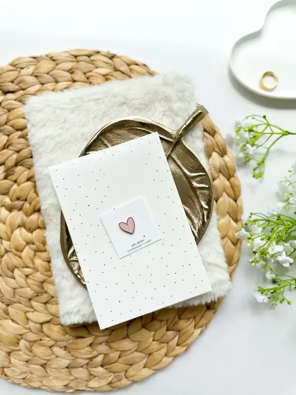 Pin | Mini hartje van goud | Roze