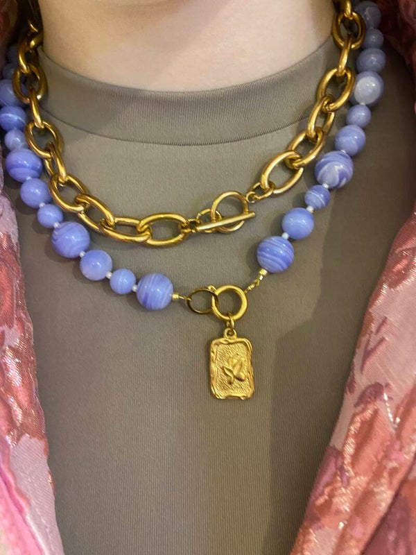 Beauty’s jewelry - big bold necklace