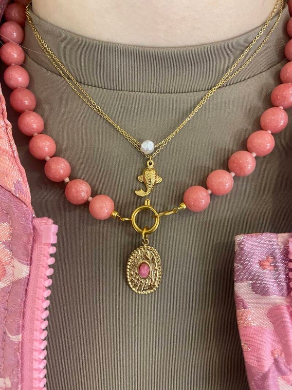 Beauty’s jewelry - big bold necklace