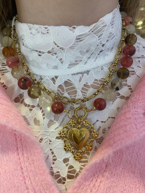 Beauty’s jewelry - big bold necklace