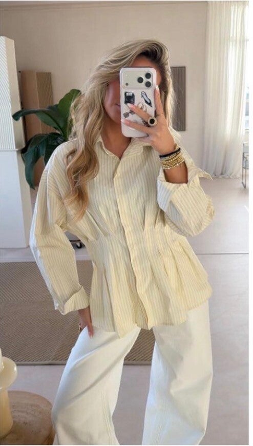 Getailleerde bloese in Rose & crème/yellow