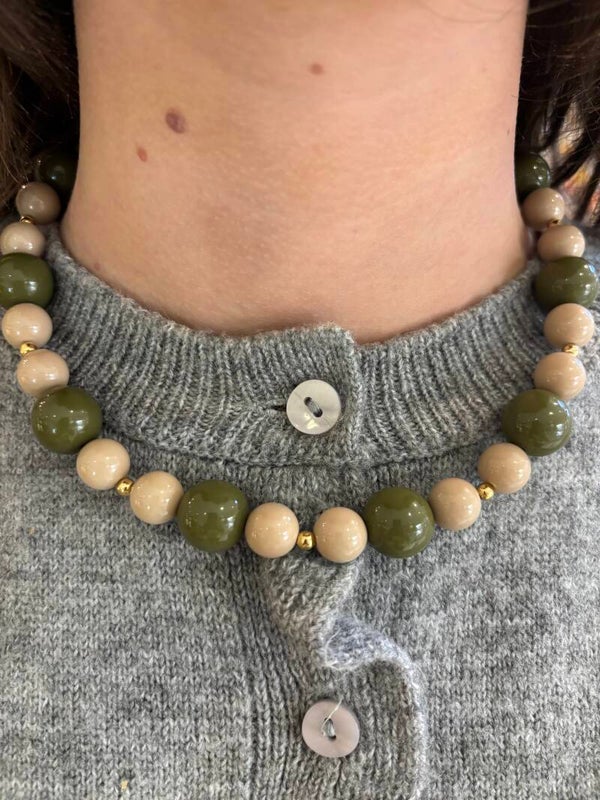 Acryl kralenketting in mooie army green herfsttinten