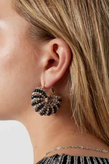 Happy beads oorbellen in 5 kleurtjes