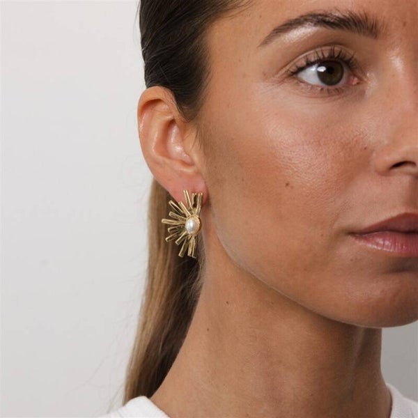 SDP - Solea pearl gold short Earrings