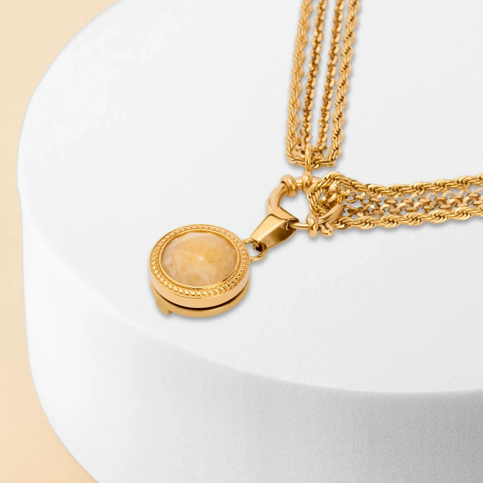 Melano - Friends Necklace te combineren met de Khai hanger