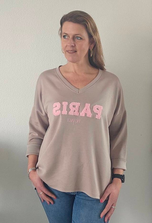 Oversized shirt met lange mouw. Taupe