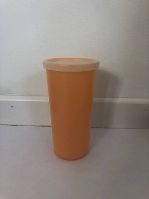 Pastelkleurige beker
