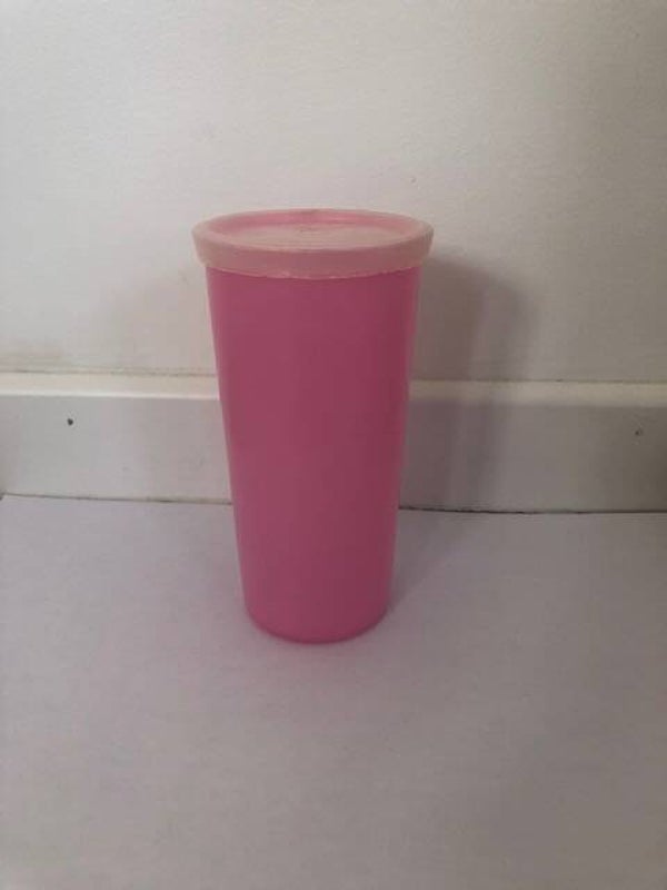 Pastelkleurige beker