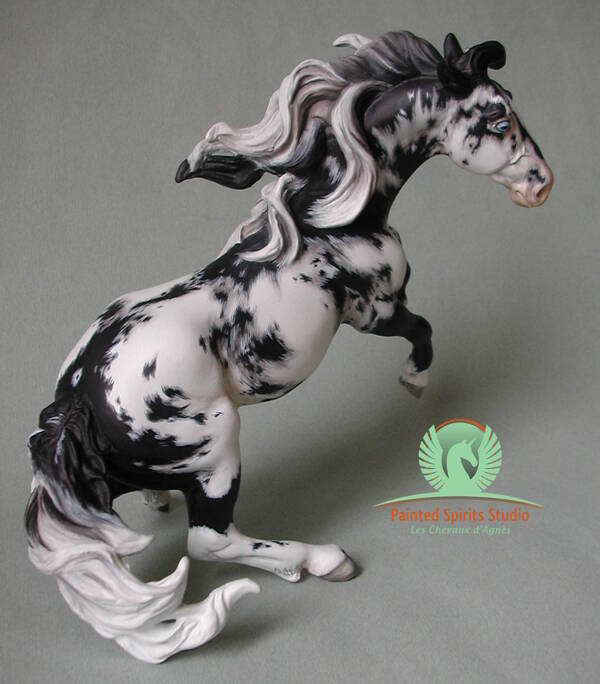 Akai - CM Breyer Nokota