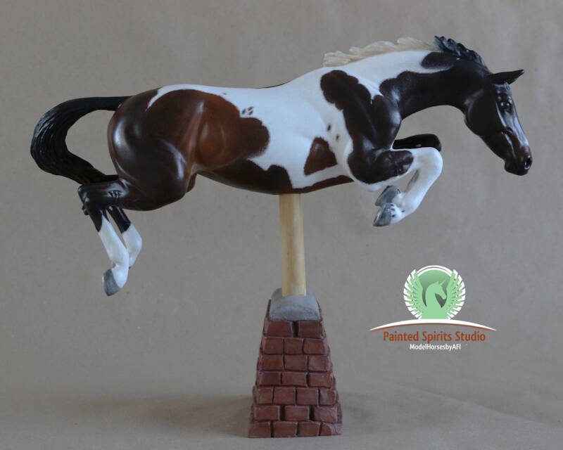 Resin Jumping Horse Starlite