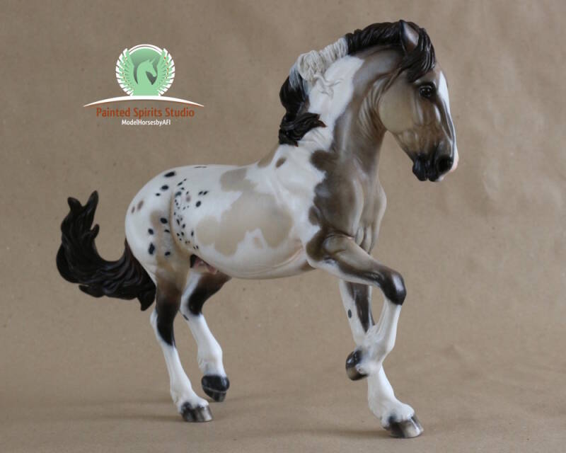 CM Breyer Mustang Stallion 