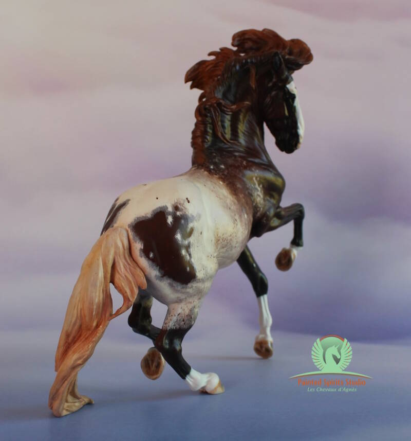 Ethereal Supernova - Résine Dartanian