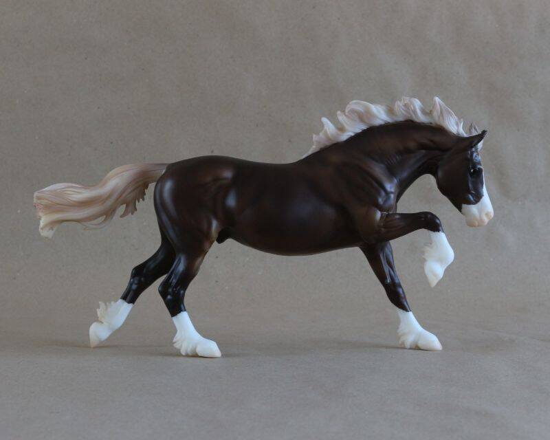 Breyer TR Cantering Welsh Cob - 55€