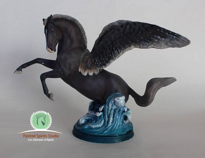 Takis Zante - CM Résine Bucephalus