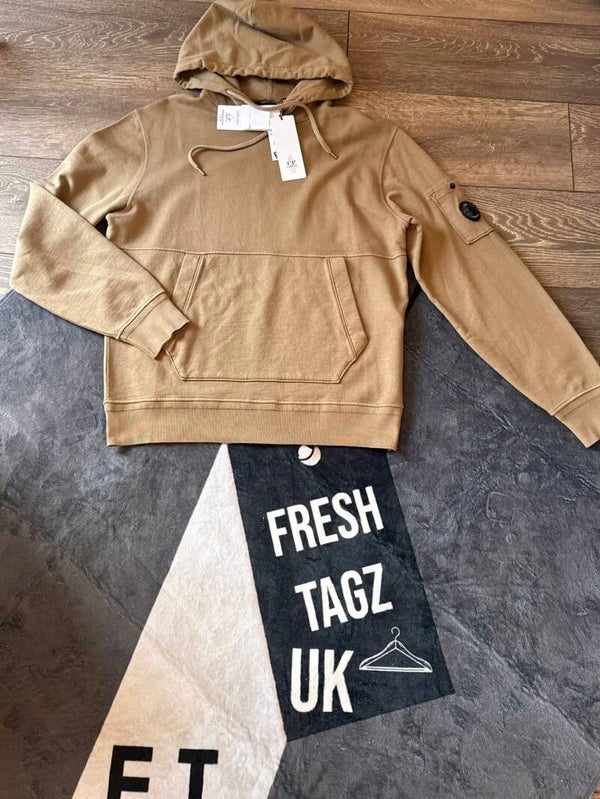 Men’s lens hoodie