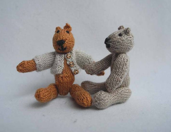 Beer 4 cm met jas - Sorry, only in Dutch