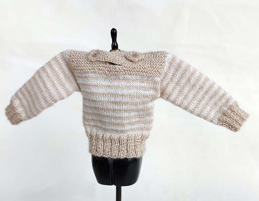 Beige gestreepte dames trui - Beige striped ladies jumper