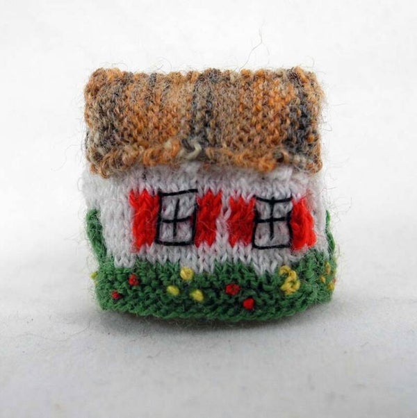 Theemuts boerderij gemeleerd dak - Teacosy farmhouse mix-coloured roof