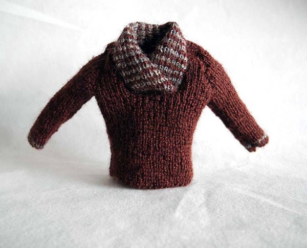 Donkerrode herentrui met sjaalkraag - Dark red gents jumper with striped collar