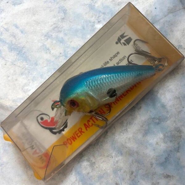 H&F POISSON NAGEUR CARNASSIER N•74
