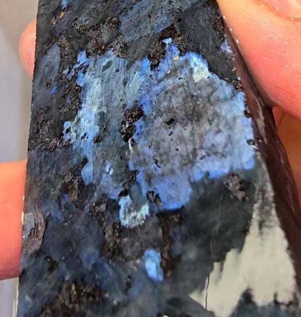 Larvikiet slabs (Noorwegen) B Kwaliteit