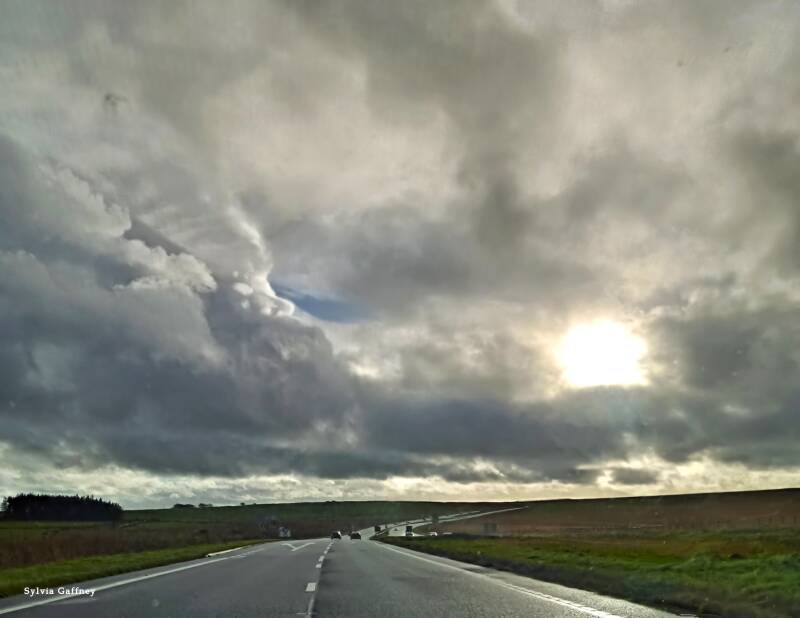 lookin-at-the-big-sky